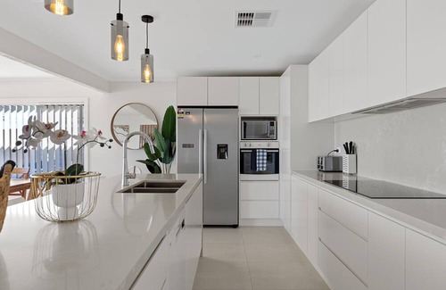 Buff Point Casa | Lakeside Luxury Buff Point