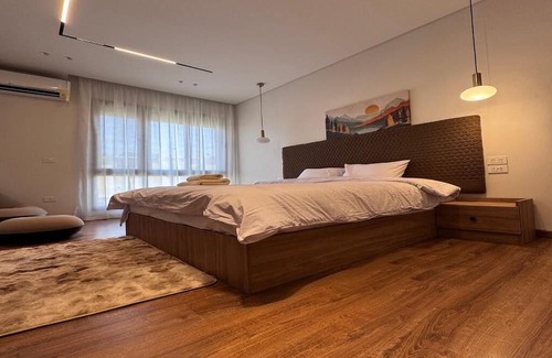 As-Sajil Apartamento | luxury apartment cfc with prime location spacious layout,modern design