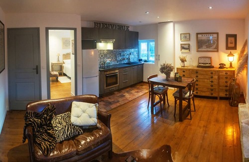 Savenay Casa | Cosy house with private garden and warm decor