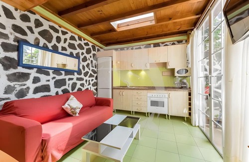 Granadilla de Abona Casa | Casa de vacaciones 'Nice 101b Apto Sea Pool Only Adult' con piscina compartida