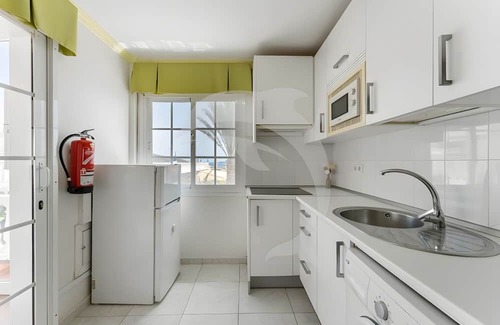 Granadilla de Abona Apartamento | Apartamento vacacional 'Apto 14 2 dormitorios Sea Garden Only' con Wi-Fi