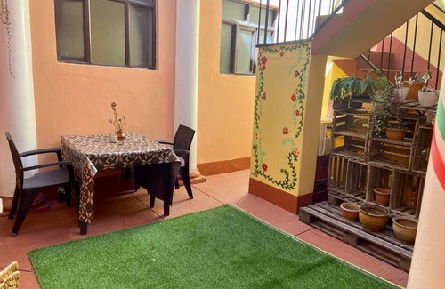Sucre Hotel | Double room with shared bathroom