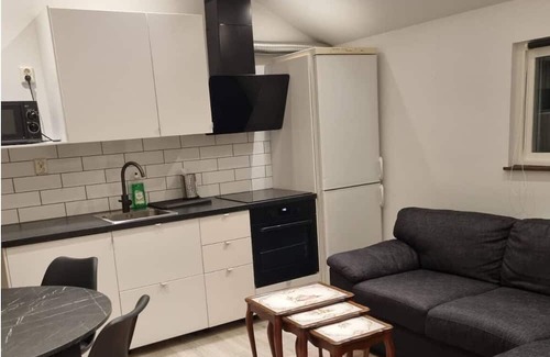 Olofstorp Apartamento | Villa Olofstorp Near Volvo/SKF