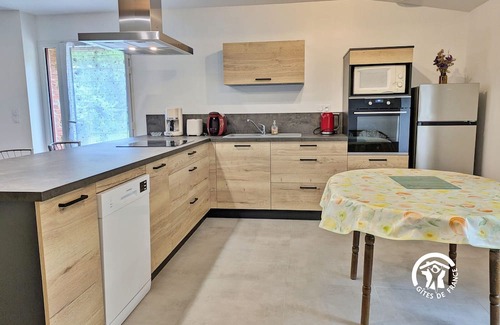 Saint-Michel-de-la-Roe Cabaña | Acogedor alojamiento para 6 pers. con amplia terraza
