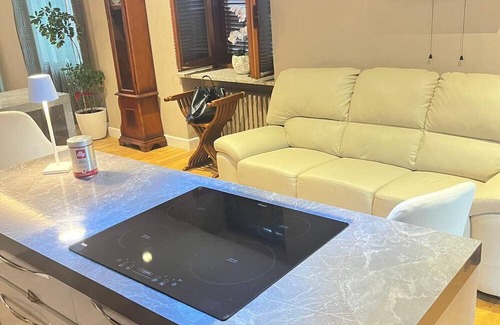 Canale Apartamento | Apartment 'Magnifico Roero Relax Three Bedrooms' with Balcony, Wi-Fi and Air Conditioning