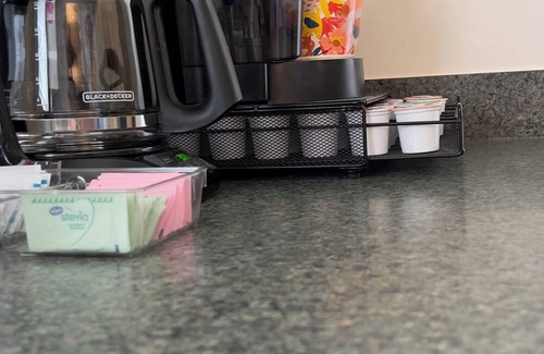 Chickasha Casa | England House: 3BR w/workspace & WiFi, family friendly