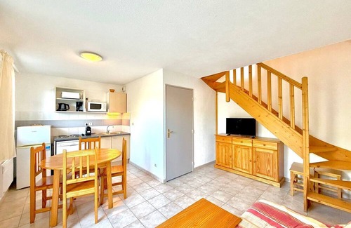 Calvisson Apartamento | Terrasse du Sud, 4 guests, Pool in Calvisson