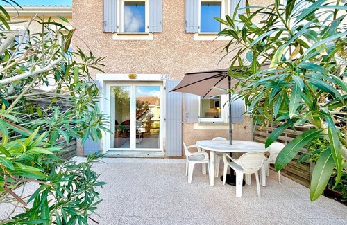 Calvisson Apartamento | L'écrin du mas, 4 guests, Pool in Calvisson