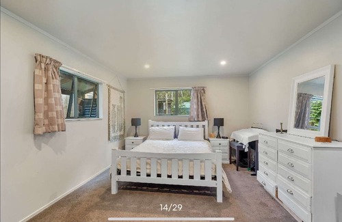 Waipu Otro | Tranquil space with sounds of stream and native bird life.