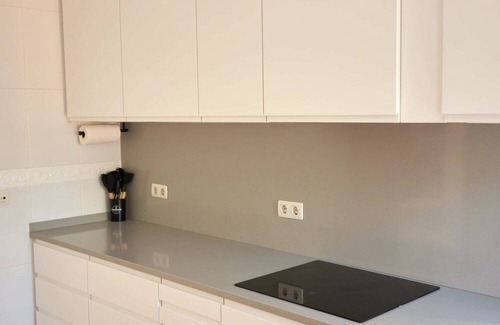 Dean Pequeno Casa | House Ameixida, for large groups, sea views, beach 300m, parking, barbecue