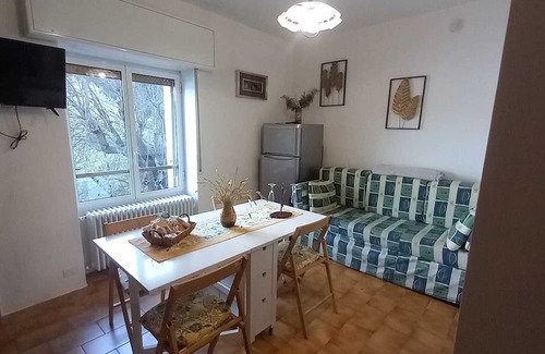 Ranzanico Apartamento | Endine house lake view, our 4-legged friends are welcome