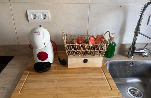 Ponferrada Casa | Apartment 'El Pisito De La Estrella' with Mountain View and Wi-Fi