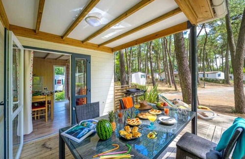 Saint-Hilaire-de-Riez Chalet De Esquí | Chalet 4 étoiles - Piscine - efbdfe