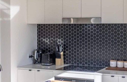 Greenbank Casa | Convenient Brandnew 4 Beds House, 5 mins to mall