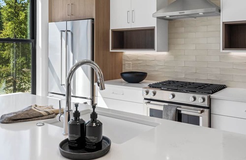 Bozeman Condominio | Bridger Basecamp located at Bridger Bowl with direct access to Crosscut!