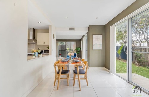 Baulkham Hills Casa | Baulkham Hills悠闲舒适现代house