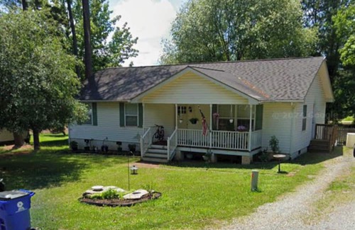 Pittsboro Casa | Charming 3-bedroom townhome with AC, WiFi in marvelous Pittsboro