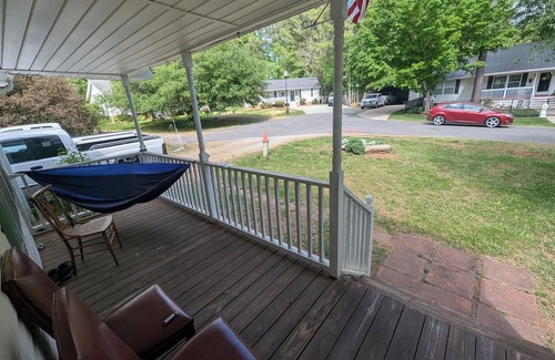 Pittsboro Casa | Charming 3-bedroom townhome with AC, WiFi in marvelous Pittsboro