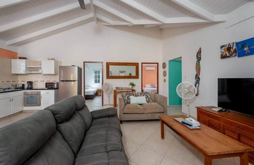 Hato Apartamento | Gorgeous Upper Villa 2 BD 2.5 BA, Near Everything!