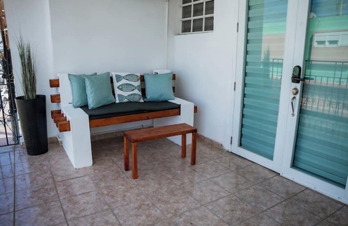 Catano Apartamento | Lovely 4-BR/3BA w. 2 King Beds in Fun Catano w. AC, WiFi, Ferry to Old San Juan