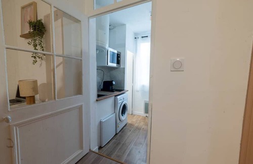 Romilly-sur-Seine Apartamento | Magnificent renovated Studio downtown 3pers wifi