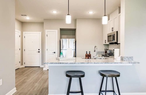 Fort Myers Apartamento | Vantage 2BD 10 - Dos Habitaciones Piso, Capacidad 4