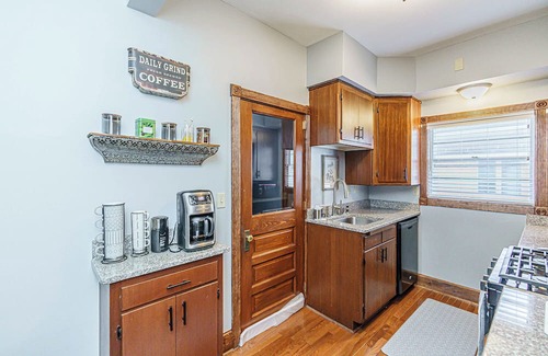 Racine Casa | Lake View Dreamscape – 1 Block from Lake, Dedicated Work Desk & Patio w/Fire Pit