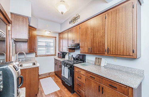 Racine Casa | Lake View Dreamscape – 1 Block from Lake, Dedicated Work Desk & Patio w/Fire Pit