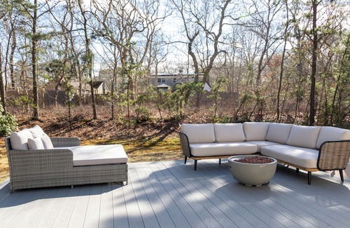 Lagoon Heights Cabaña | Charming 3-bedroom cottage in Oak Bluffs with AC, WiFi