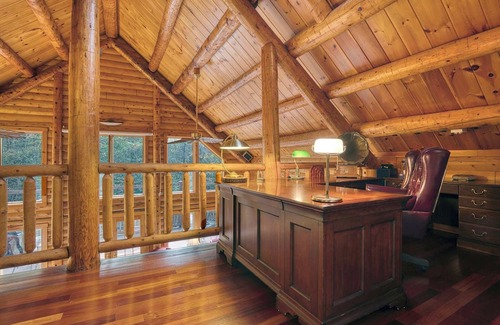 Blandford Casa | Tranquil Retreat 6-BRs Total in the Berkshires