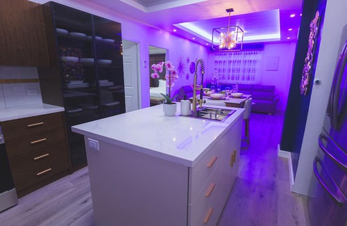 Port of Spain Apartamento | Modern Luxurious 2-bedroom Smart Apartment in Port of Spain with WiFi, AC