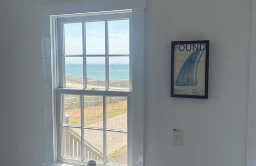 Nantucket Casa | Spacious and thoughtfully appointed, oceanfront 4BR/3BA house in Madaket.