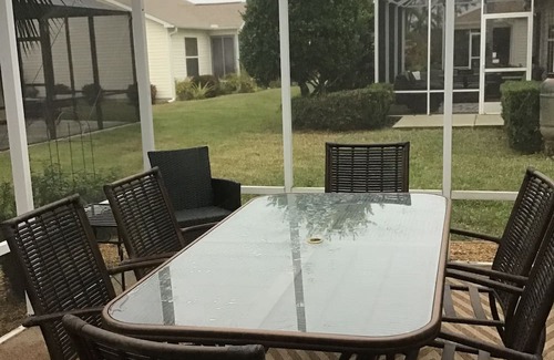 Lynnhaven Casa | 3-bedroom house in charming The Villages with WiFi, AC