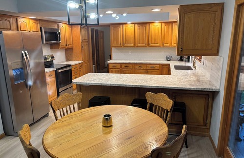 Waterloo Casa | Welcome to Olympic Taj MahalnSpacious house, in marvelous Waterloo
