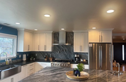 Morgan Hill Casa | The Orchard Oasis-spacious 5 bedrm luxury private home with pool and spa