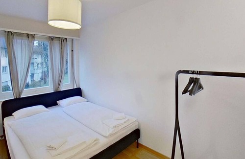Seebach Apartamento | Basic 3BR Flat with Balcony in Zurich