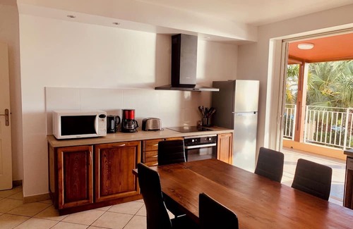 Piton Saint-Leu Apartamento | Appartement le Fanjan, T3 de 80m² avec terrasse de 30m² vue jardin et piscine