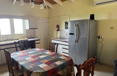 Estate Thomas Apartamento | Charming 2-bedroom apartment with WiFi, AC in beautiful St Croix