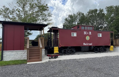 Kenansville Apartamento | Stay in a caboose on the old Florida east coast line on a working cattle ranch!