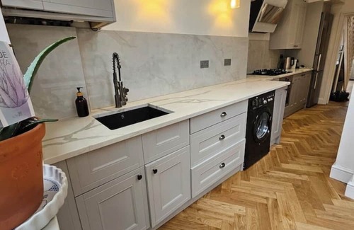 Alperton Casa | A charming House in wembley