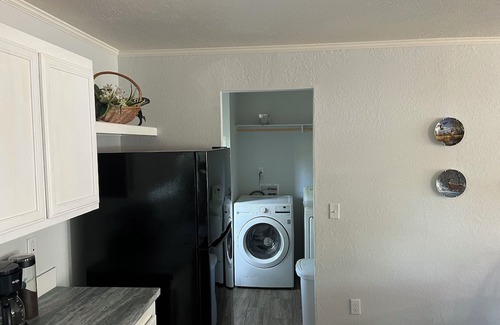Chandler Casa | Water-view, 3-bedroom in Chandler with AC, WiFi