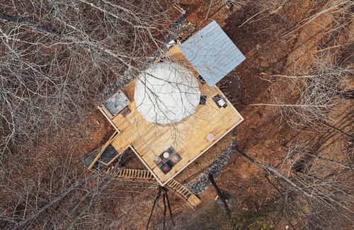 Todd Cabina | Tiny Treepod - Hot Tub, Views, Romantic Oasis