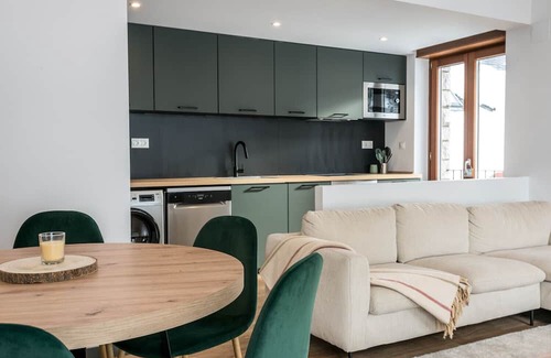 Tredos Apartamento | Casa Aiguamoix en Tredós 6 personas 2 dormitorios, casita acogedora