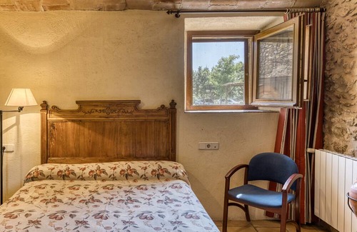 Serra de Daró Cama Y Desayuno | Bed and Breakfast 'Estrella' with Shared Pool, Shared Terrace and Shared Garden