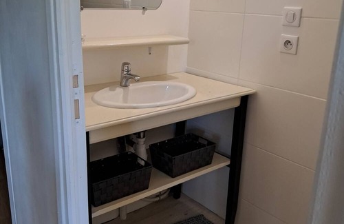 Gaillan-en-Medoc Apartamento | Apartment 15 minutes from Montalivet beaches. Available for 4 people.