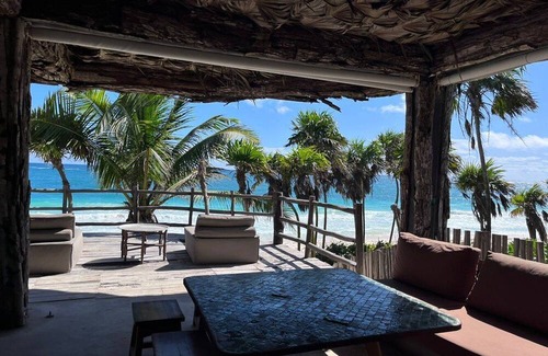 Solidaridad Cabina | 🌮 Casa Phoenix | Private Beachfront Estate 7 Bungalows + Chef