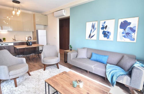 Mahmutbey Apartamento | Spacious 2BR with Garden- Long term rent