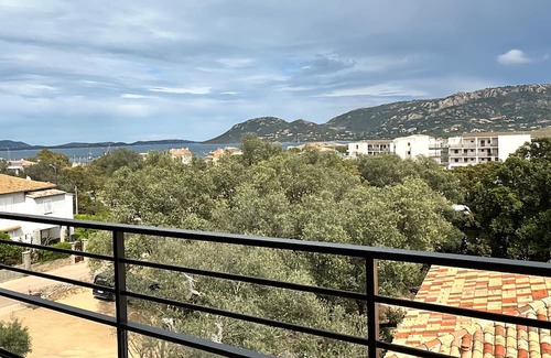 Porto-Vecchio Apartamento | Apartment 2/4 pers with terrace SEA VIEW, air-conditioned, private parking Near port