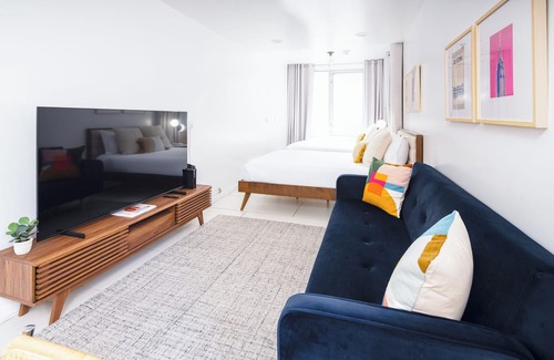 Midtown East Apartamento | Cozy and Chic Studio Loft in Midtown NYC! #302
