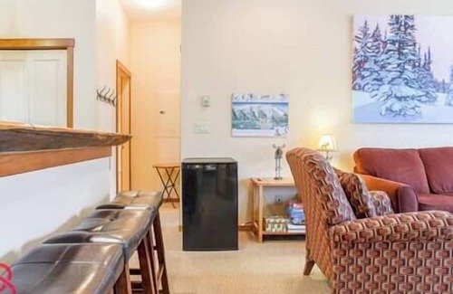 East Kootenay Apartamento | 2 BDRM condo at Snow Creek, Fernie Alpine Resort